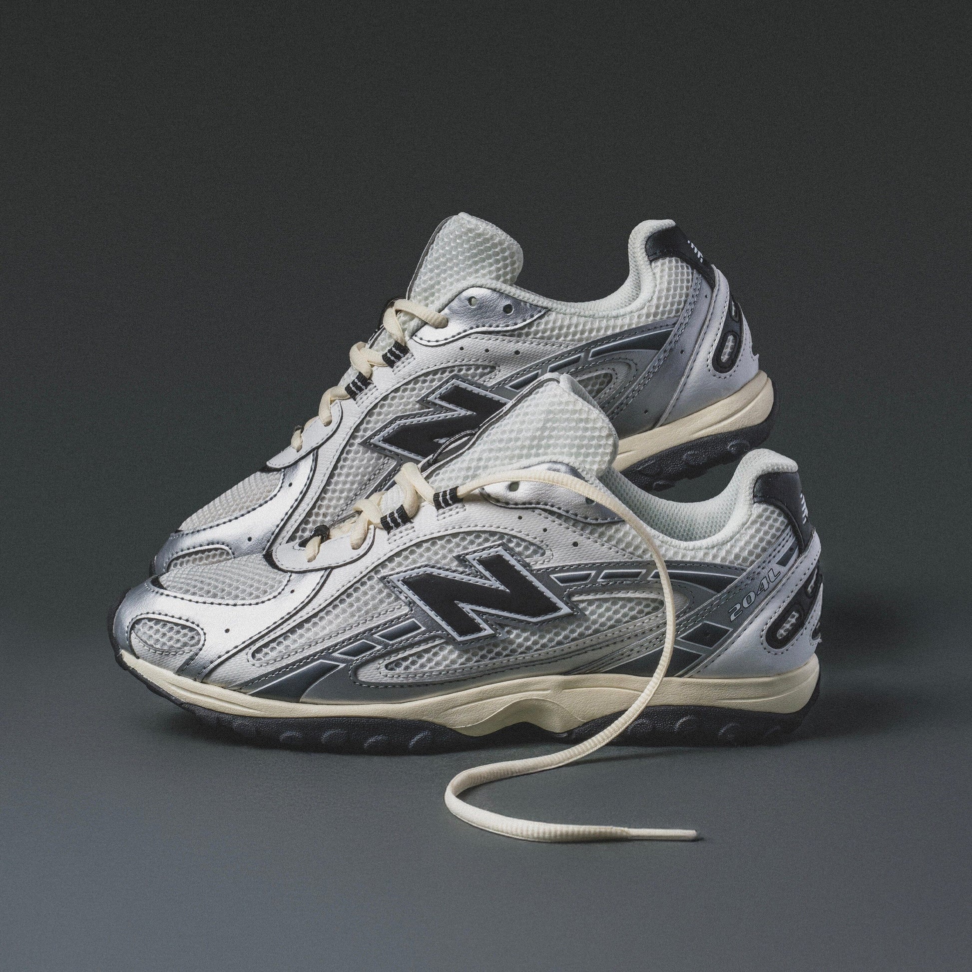 New Balance U204L "Silver/Black" — Sneakers Uomo - foto 1