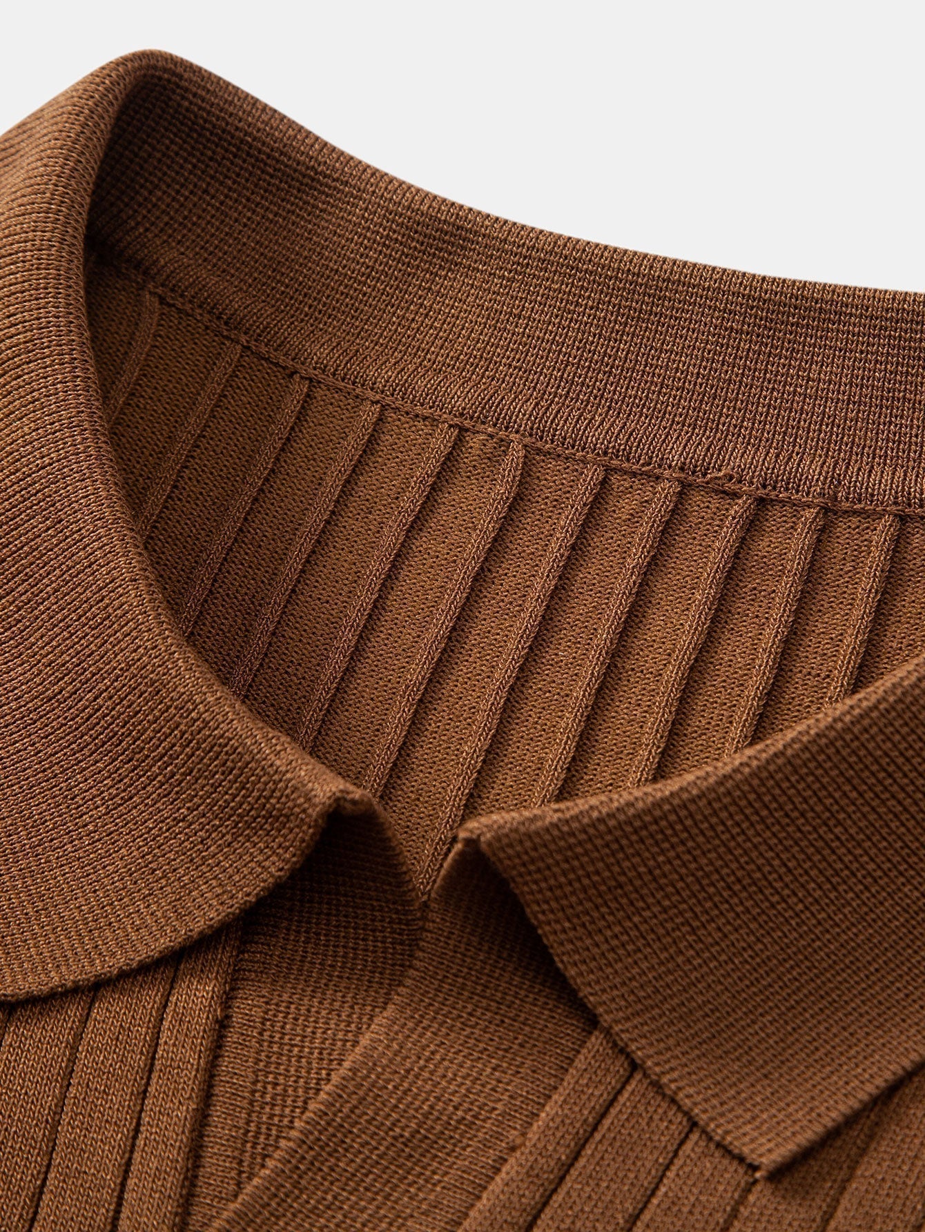 Polo in Maglia a Righe Scollo a V — Modello Leggero - foto 13